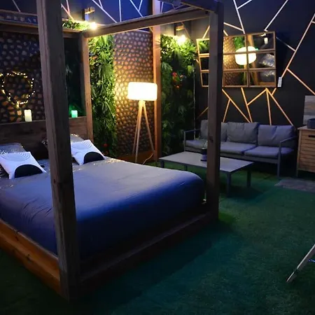 Apartamento Luxure : Nimes, France *