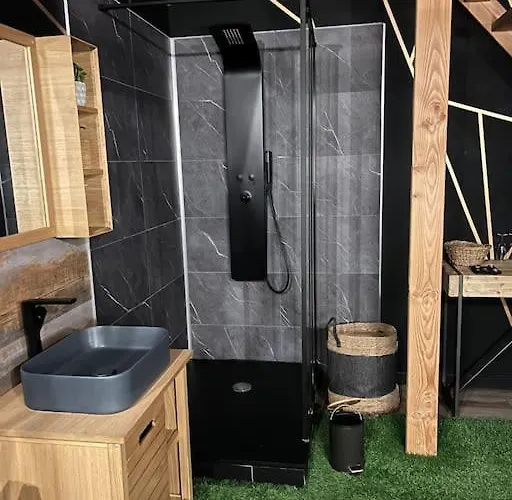 Apartament Luxure : Nimes, France